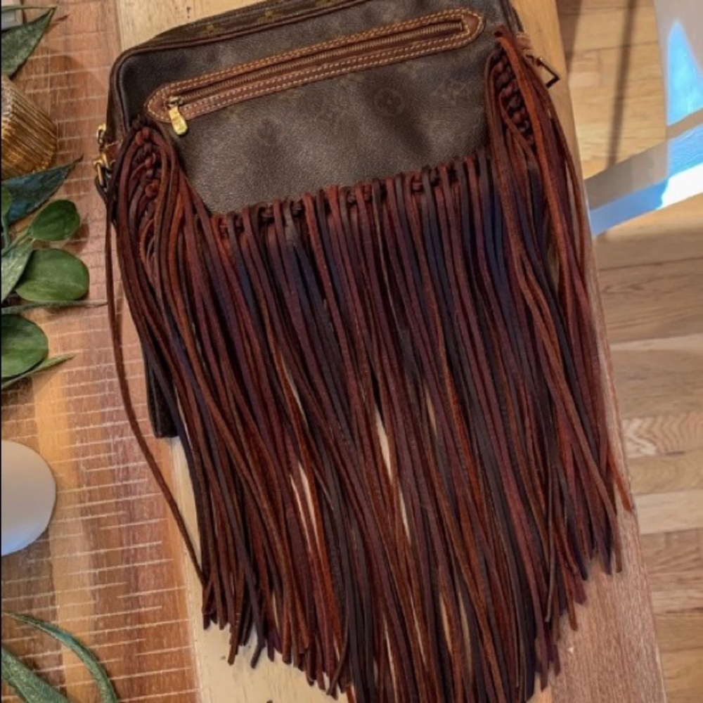 Louis Vuitton boho fringe w 52” leather crossbody strap